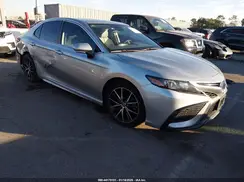 4T1G11AK1NU699832 2022 TOYOTA CAMRY