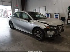 4T1G11AK1NU701725 2022 TOYOTA CAMRY