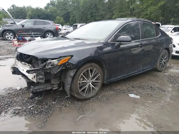 4T1G11AK1NU707721 2022 TOYOTA CAMRY - Image 2