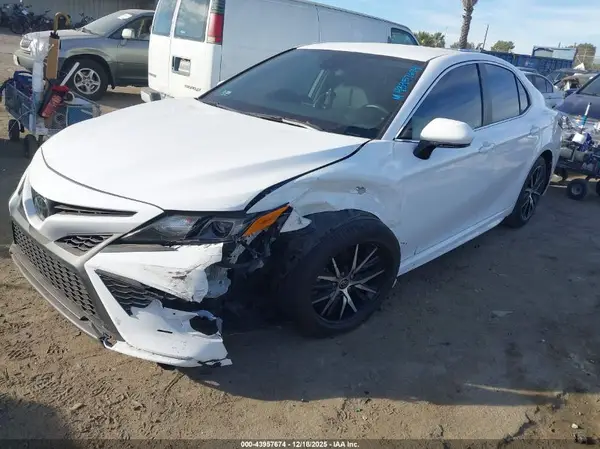 4T1G11AK1PU094650 2023 TOYOTA CAMRY - Image 2