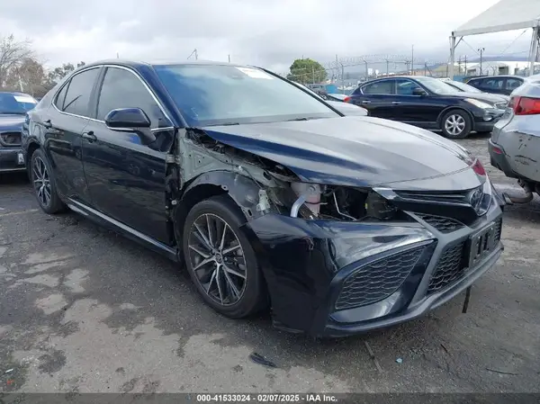 4T1G11AK1PU117845 2023 TOYOTA CAMRY - Image 1