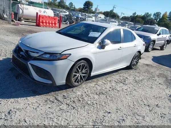 4T1G11AK1PU127842 2023 TOYOTA CAMRY - Image 2