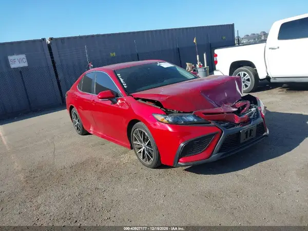 4T1G11AK1PU144561 2023 TOYOTA CAMRY - Image 1