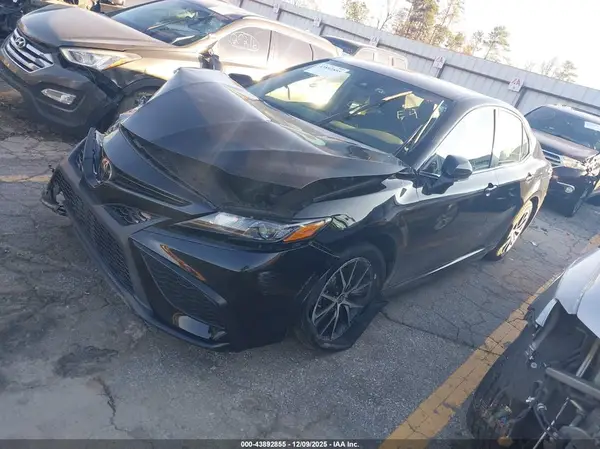 4T1G11AK1PU156354 2023 TOYOTA CAMRY - Image 2