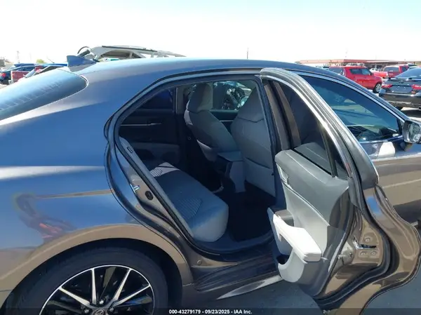 4T1G11AK1PU156984 2023 TOYOTA CAMRY - Image 8