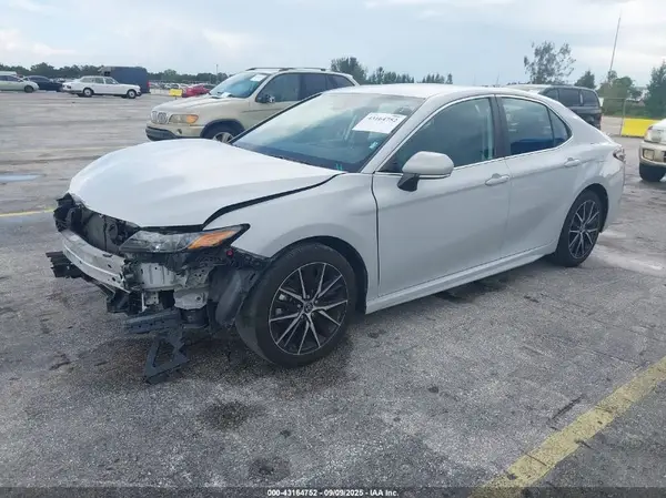 4T1G11AK1PU160811 2023 TOYOTA CAMRY - Image 2