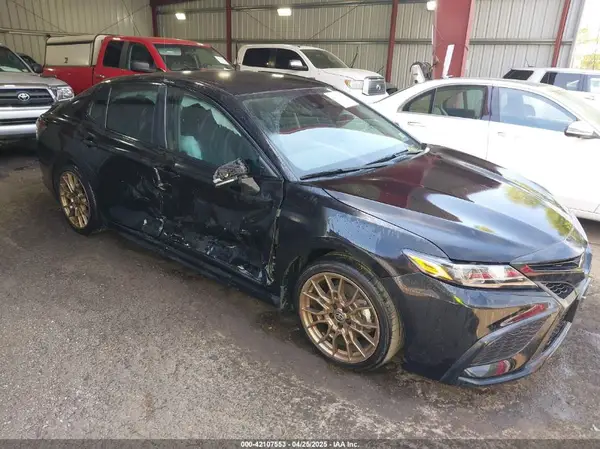 4T1G11AK1PU181559 2023 TOYOTA CAMRY - Image 1