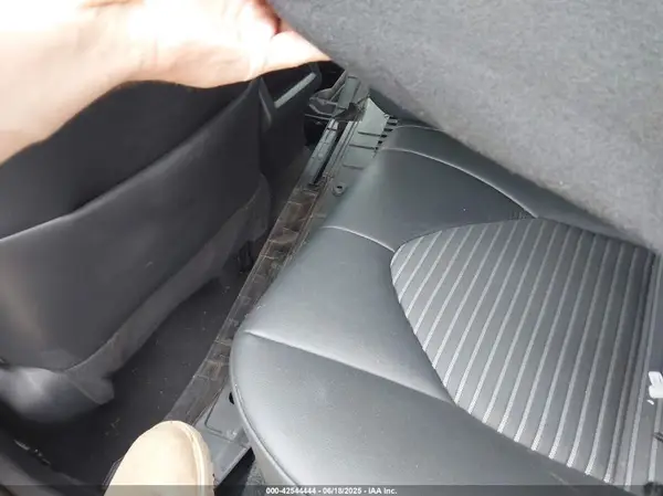 4T1G11AK1PU181562 2023 TOYOTA CAMRY - Image 8