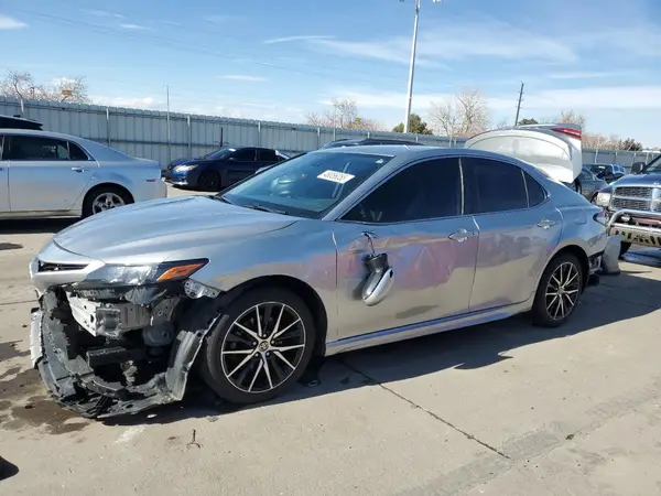 4T1G11AK1PU720925 2023 TOYOTA CAMRY - Image 1