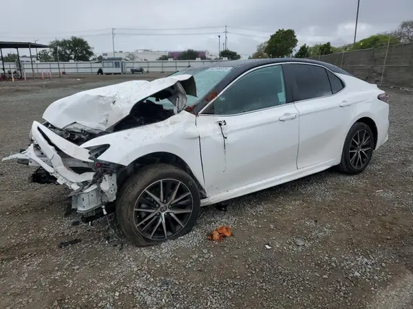 4T1G11AK1PU722030 2023 TOYOTA CAMRY - Image 1