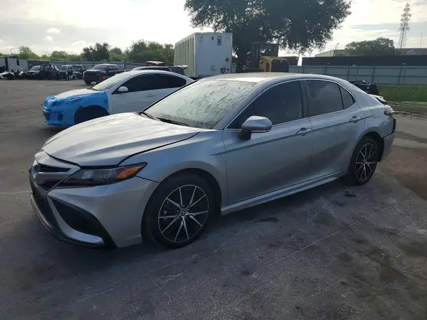 4T1G11AK1PU735988 2023 TOYOTA CAMRY - Image 1