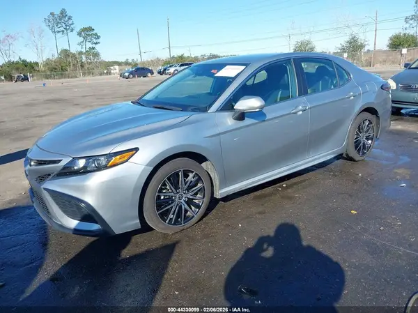 4T1G11AK1PU740527 2023 TOYOTA CAMRY - Image 2