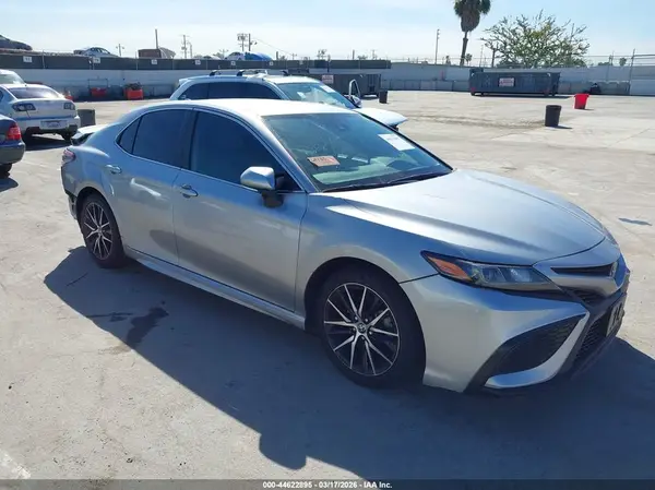 4T1G11AK1PU742603 2023 TOYOTA CAMRY - Image 1