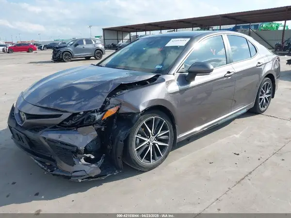 4T1G11AK1PU744397 2023 TOYOTA CAMRY - Image 2