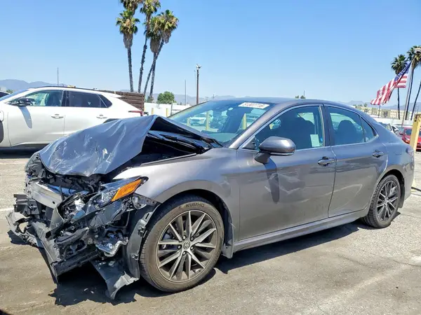 4T1G11AK1PU754069 2023 TOYOTA CAMRY - Image 1