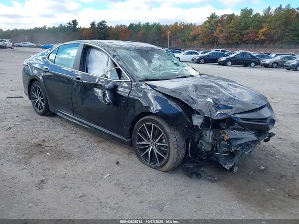 4T1G11AK1PU784513 2023 TOYOTA CAMRY - Image 1