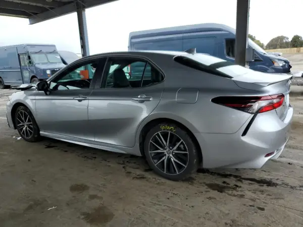 4T1G11AK1PU794684 2023 TOYOTA CAMRY - Image 2