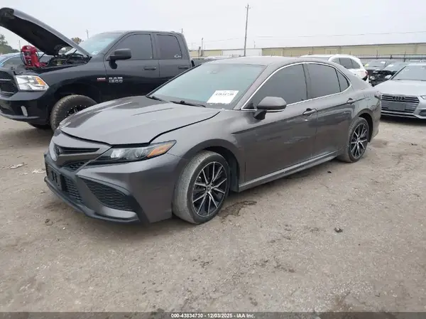 4T1G11AK1PU795429 2023 TOYOTA CAMRY - Image 2