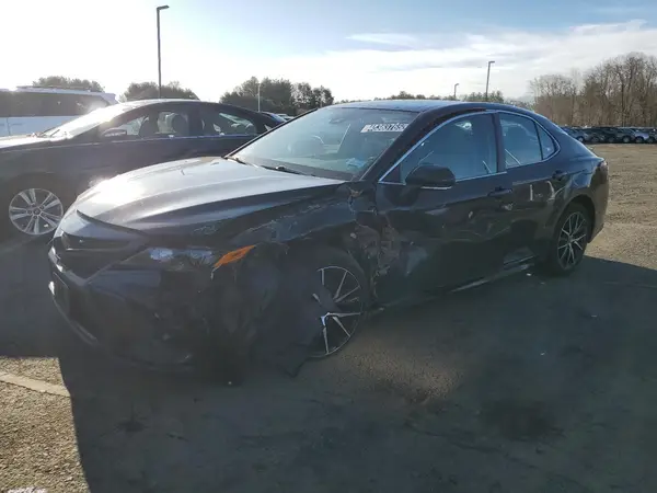 4T1G11AK1PU810947 2023 TOYOTA CAMRY - Image 1