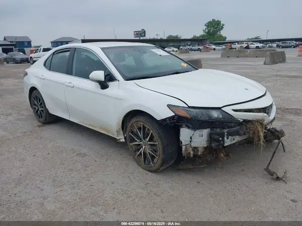 4T1G11AK1PU814223 2023 TOYOTA CAMRY - Image 1