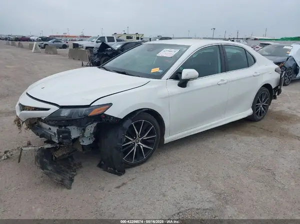 4T1G11AK1PU814223 2023 TOYOTA CAMRY - Image 2