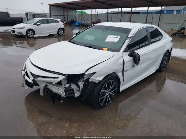 4T1G11AK1PU815615 2023 TOYOTA CAMRY - Image 2