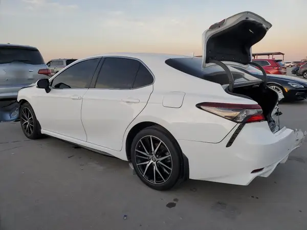 4T1G11AK1PU822709 2023 TOYOTA CAMRY - Image 2