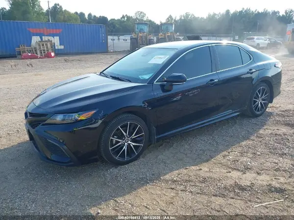 4T1G11AK1PU828218 2023 TOYOTA CAMRY - Image 2