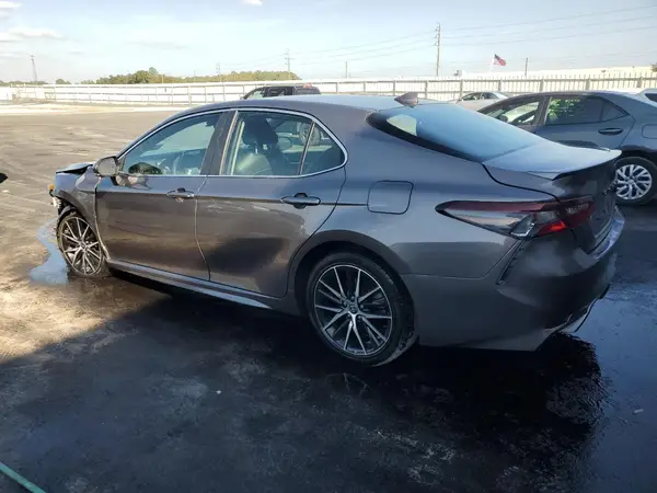 4T1G11AK1RU192676 2024 TOYOTA CAMRY - Image 2