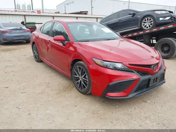 4T1G11AK1RU208763 2024 TOYOTA CAMRY - Image 1