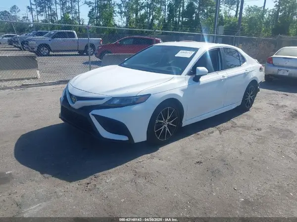 4T1G11AK1RU233436 2024 TOYOTA CAMRY - Image 2