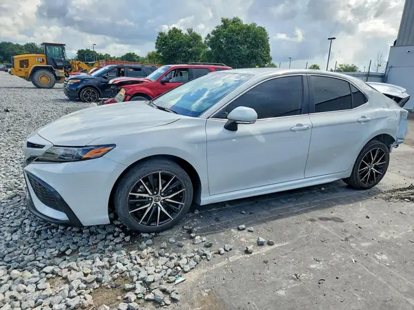4T1G11AK1RU236479 2024 TOYOTA CAMRY - Image 1