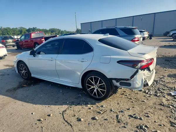 4T1G11AK1RU238166 2024 TOYOTA CAMRY - Image 2