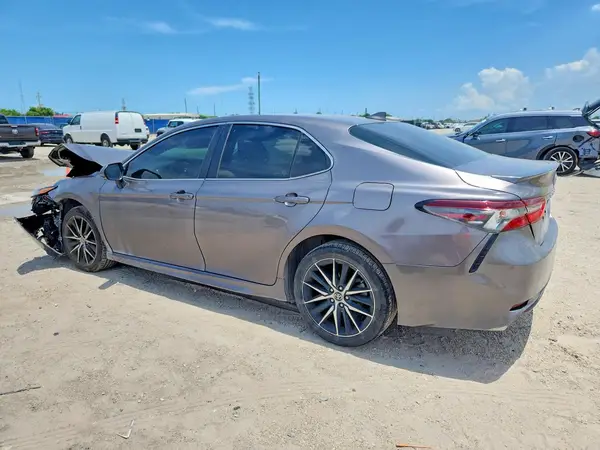 4T1G11AK1RU244419 2024 TOYOTA CAMRY - Image 2