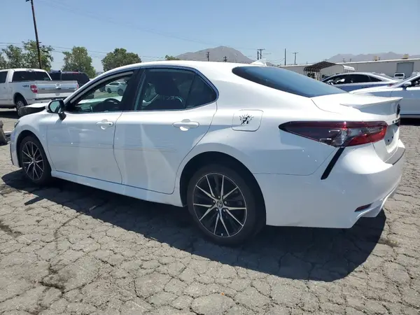4T1G11AK1RU841649 2024 TOYOTA CAMRY - Image 2