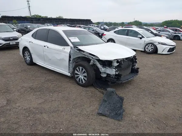 4T1G11AK1RU843448 2024 TOYOTA CAMRY - Image 1