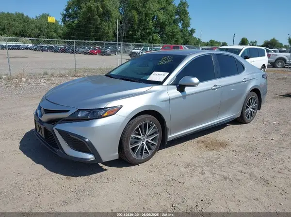 4T1G11AK1RU846267 2024 TOYOTA CAMRY - Image 2