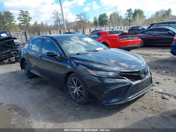 4T1G11AK1RU847189 2024 TOYOTA CAMRY - Image 1