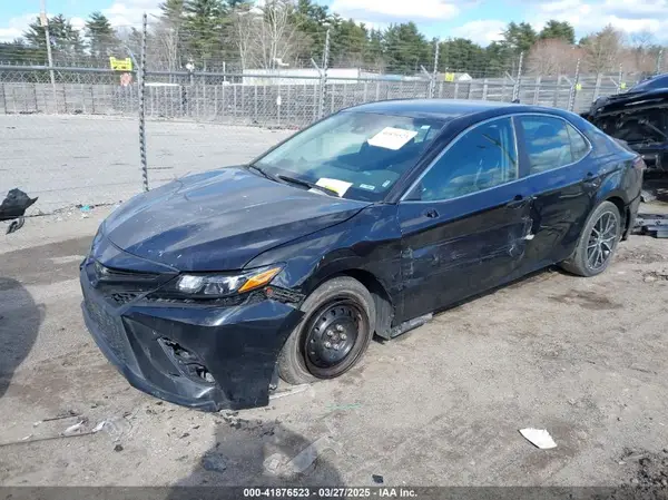 4T1G11AK1RU847189 2024 TOYOTA CAMRY - Image 2