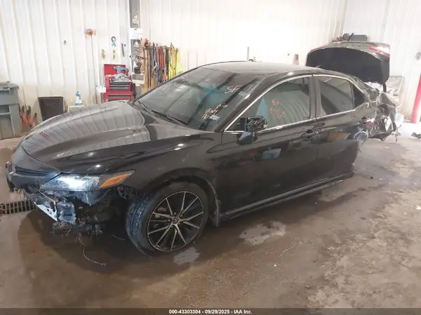 4T1G11AK1RU855695 2024 TOYOTA CAMRY - Image 2