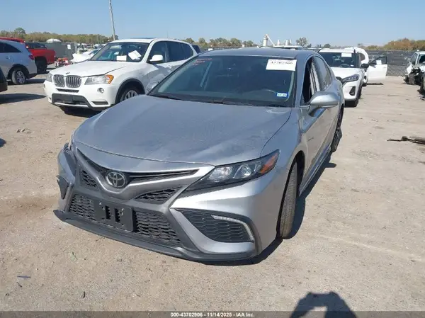 4T1G11AK1RU886669 2024 TOYOTA CAMRY - Image 2