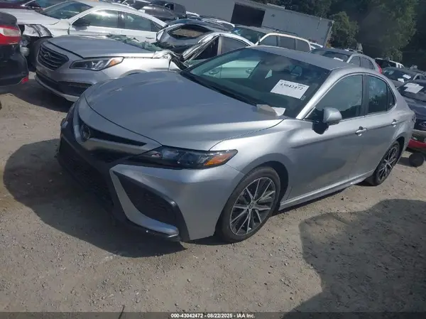 4T1G11AK1RU899728 2024 TOYOTA CAMRY - Image 2