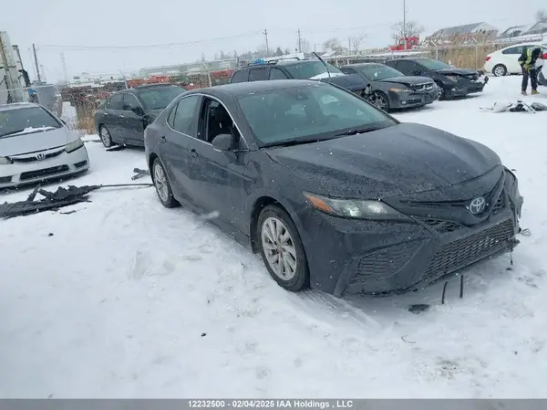 4T1G11AK1RU903566 2024 TOYOTA CAMRY - Image 1