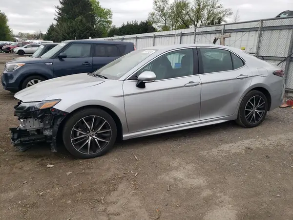4T1G11AK1RU903583 2024 TOYOTA CAMRY - Image 1