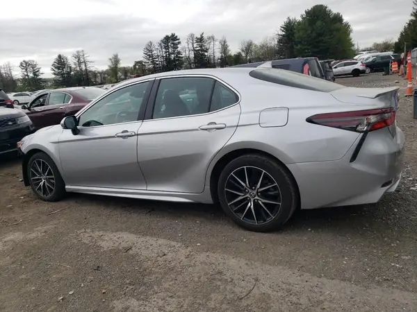 4T1G11AK1RU903583 2024 TOYOTA CAMRY - Image 2