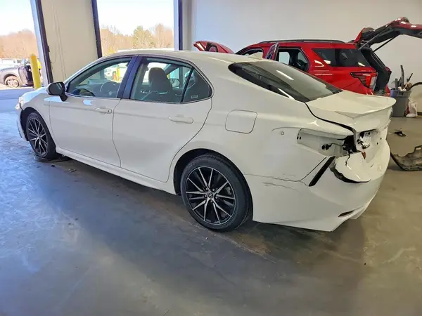 4T1G11AK1RU904913 2024 TOYOTA CAMRY - Image 2