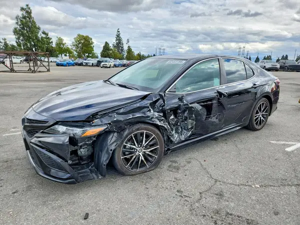 4T1G11AK1RU906189 2024 TOYOTA CAMRY - Image 1