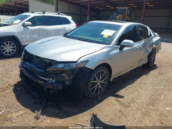 4T1G11AK1RU921890 2024 TOYOTA CAMRY - Image 2