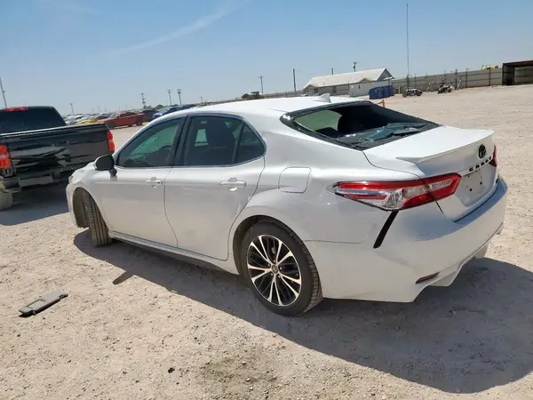 4T1G11AK2LU320866 2020 TOYOTA CAMRY - Image 2