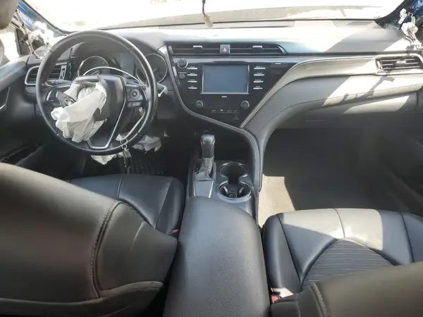 4T1G11AK2LU324402 2020 TOYOTA CAMRY - Image 8
